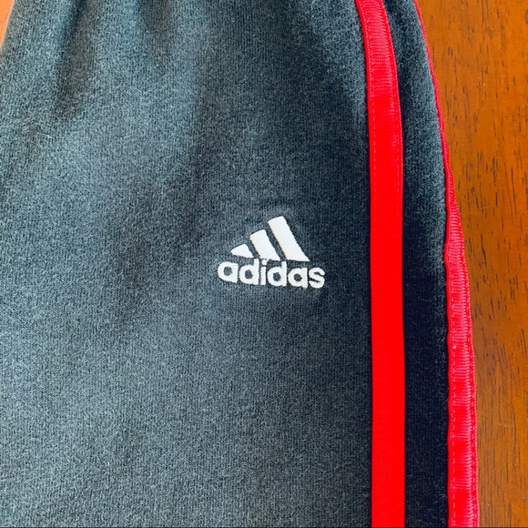 Adidas Black / Red Strips Sweatpants, size 5 - Picture 4 of 6